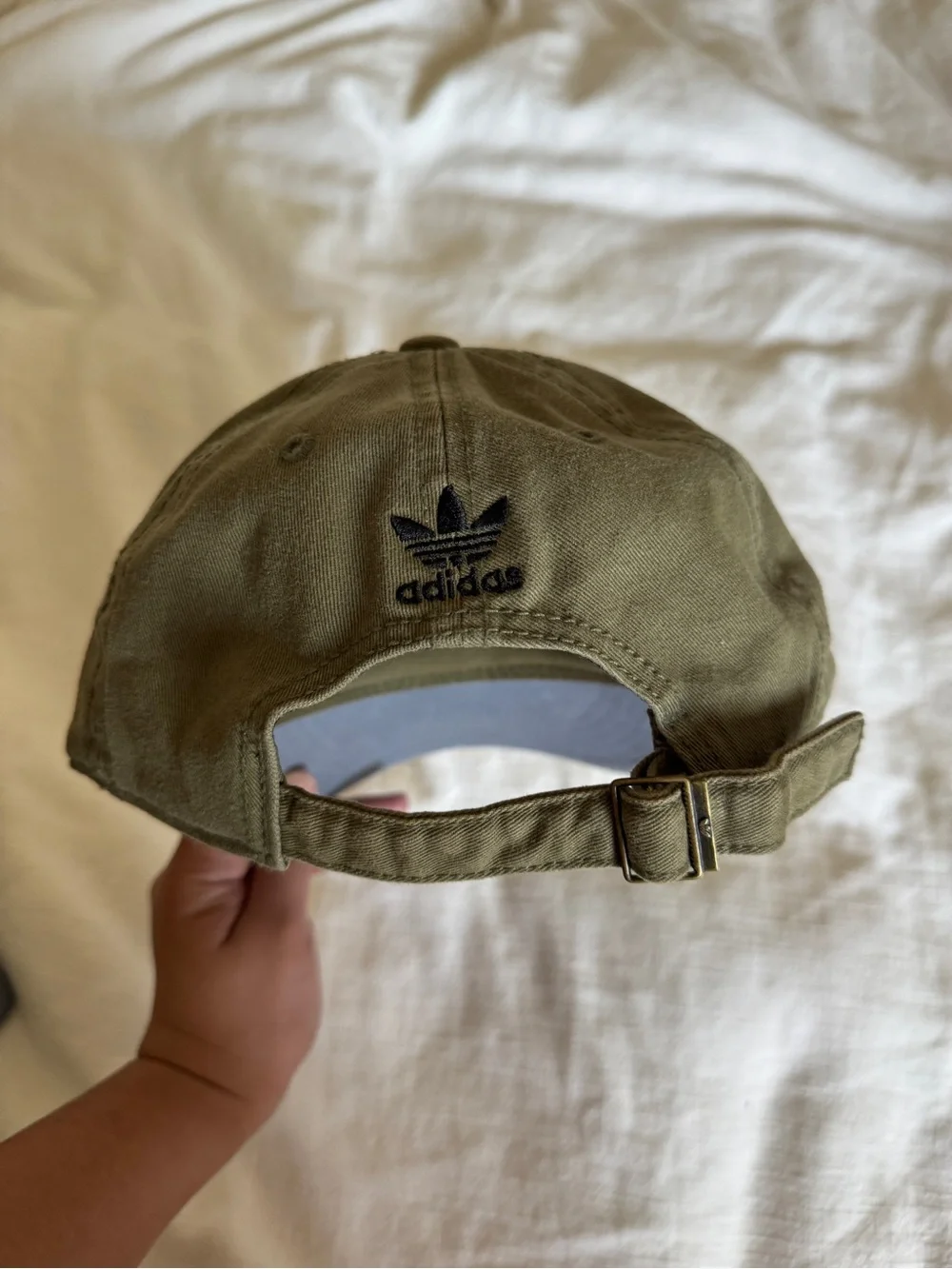 adidas embroidered Trefoil cotton baseball cap in olive green NWOT